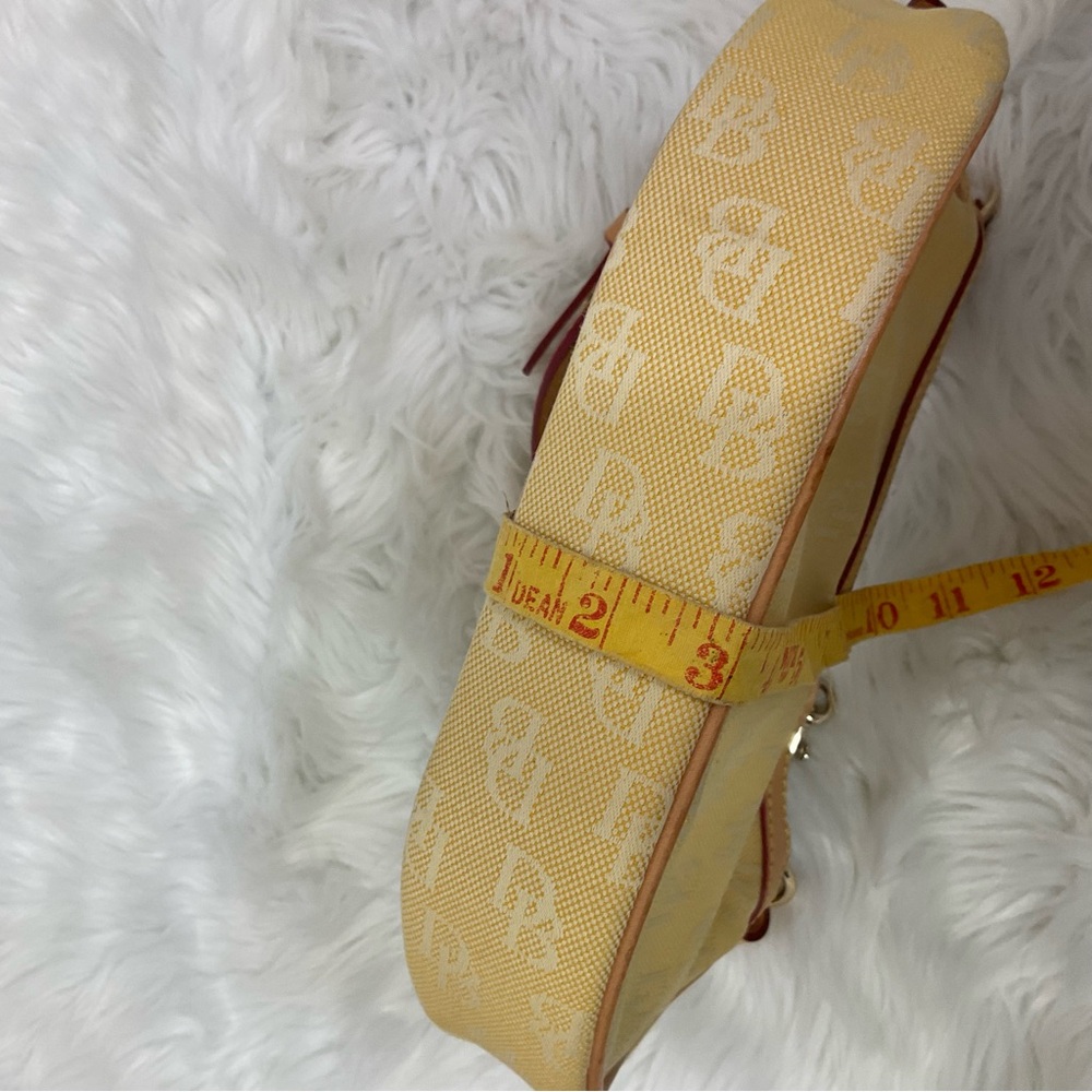 Dooney & Bourke Y2K  small canvas signature yellow bag - Picture 9 of 12